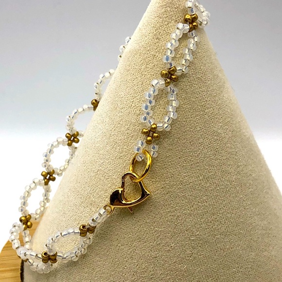 Mooey Beacelets Jewelry - White Elegant Bracelet New Size 7.5 inches